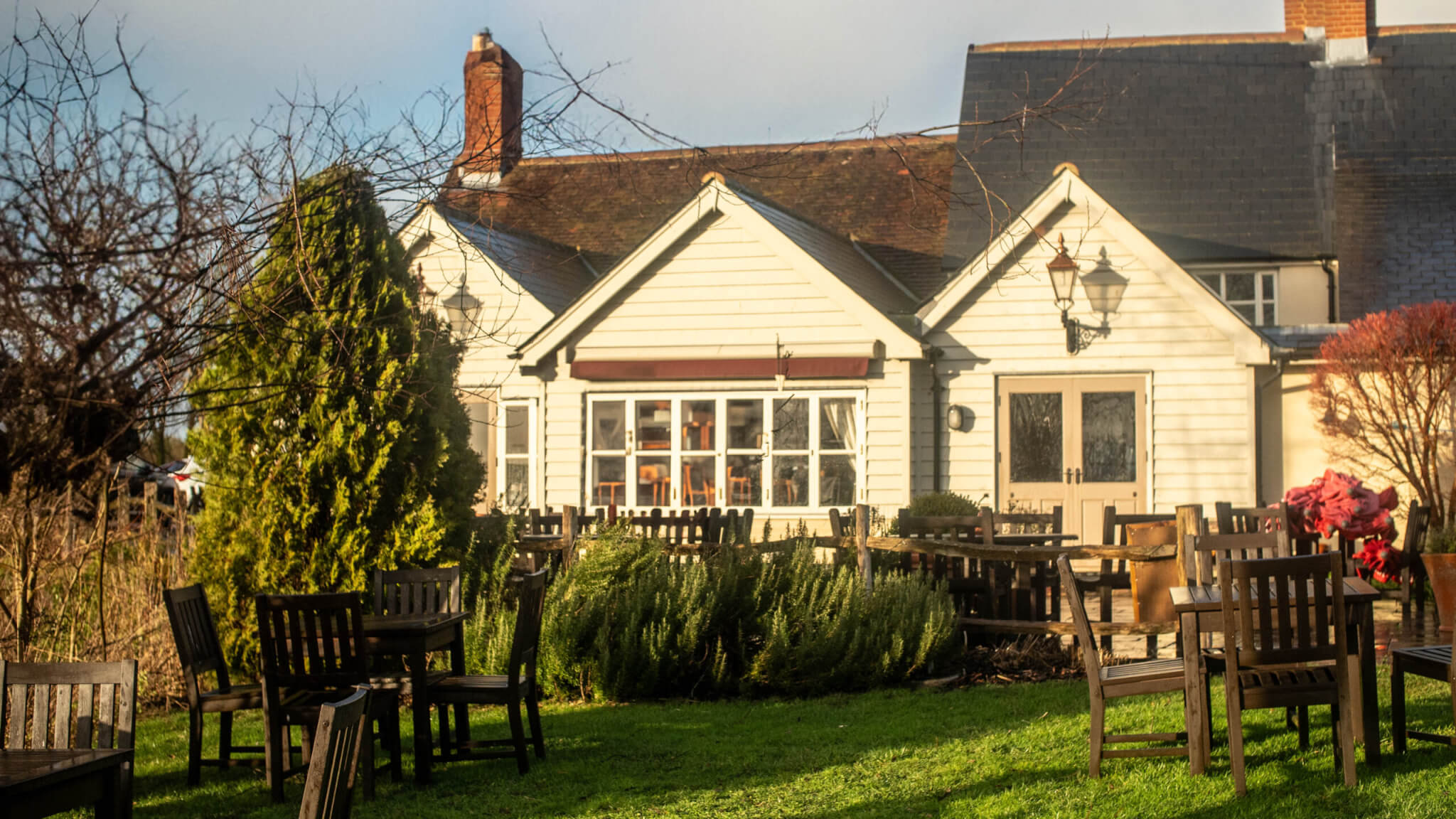 family friendly pub Roxwell Hare 2 scaled